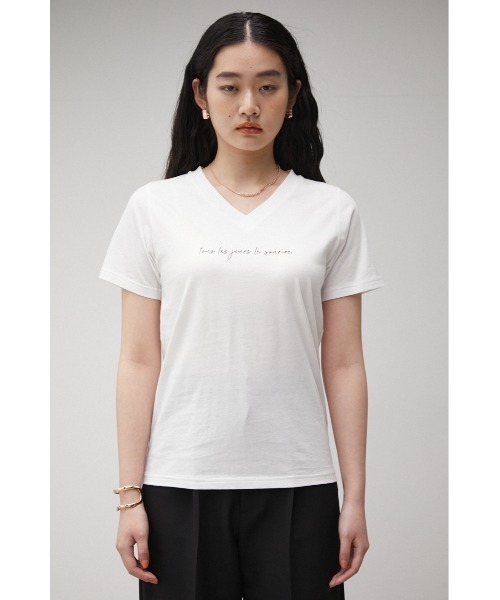 AZUL by moussy(アズールバイマウジー)の「FRONT MESSAGE LOGO PRINT Tシャツ/フロントメッセージロゴプリントTシャツ(Tシャツ/カットソー・レディース・オレンジ/ダークグリーン/ブラック/ホワイト・MEDIUM/SMALL)」の8枚目の写真