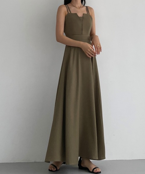 Louere（ルエレ）の「デザインフレアキャミワンピース（ワンピース・レディース・アイボリー/ブラック/グレイッシュベージュ/チャコール/ブラウン/グレー系その他2/ブラック系その他2/ホワイト系その他2/ホワイト系その他/ブラック系その他/グレー系その他・SMALL/MEDIUM/LARGE/X-LARGE）」の11枚目の写真