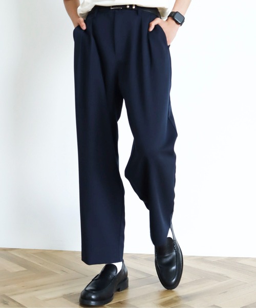 CRAFT STANDARD BOUTIQUE(クラフトスタンダードブティック)の「The Comfort ワイドテーパードスラックス(スラックス・メンズ・ライトグレー/ネイビー/チャコールグレー/グレイッシュベージュ・M/L/XL)」の1枚目の写真