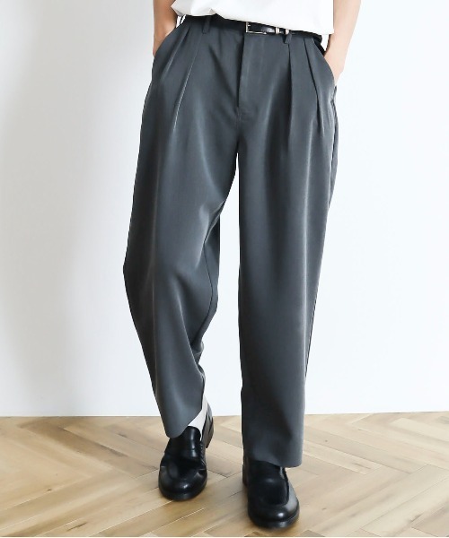 CRAFT STANDARD BOUTIQUE(クラフトスタンダードブティック)の「The Comfort ワイドテーパードスラックス(スラックス・メンズ・ライトグレー/ネイビー/チャコールグレー/グレイッシュベージュ・M/L/XL)」の2枚目の写真