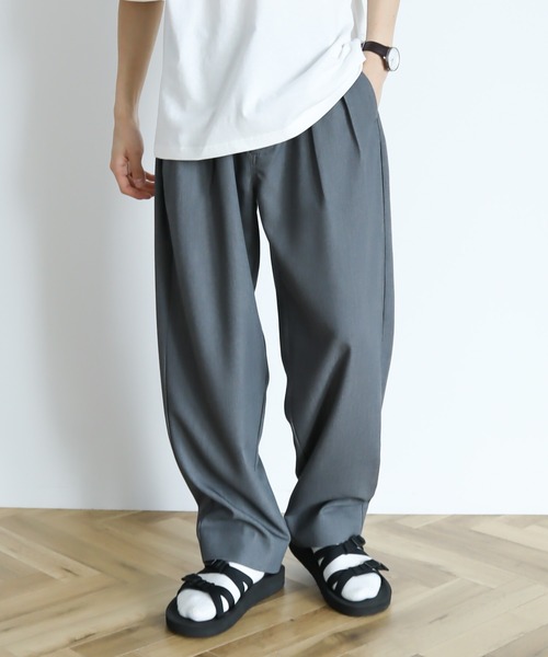 CRAFT STANDARD BOUTIQUE(クラフトスタンダードブティック)の「The Comfort ワイドテーパードスラックス(スラックス・メンズ・ライトグレー/ネイビー/チャコールグレー/グレイッシュベージュ・M/L/XL)」の3枚目の写真