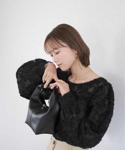 Reurie'（レウリィ）の「フルジップハンドバッグ / full zip hand bag バッグ ダブルジップ ワンハンドル ベージュ ブラック（ハンドバッグ・レディース・ブラック/ベージュ・FREE）」の7枚目の写真