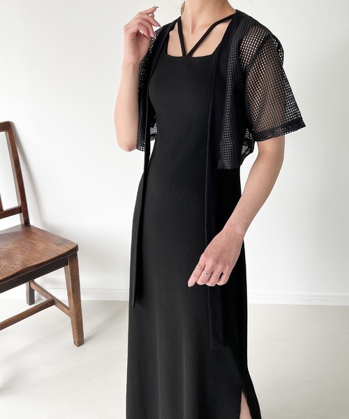 JUNOAH（ジュノア）の「【取り外し可能カップ付き】スクエアネック紐キャミワンピース+メッシュカーディガン（ワンピース・レディース・ブラック/グレイッシュベージュ/アイボリー・MEDIUM/LARGE/X-LARGE）」の13枚目の写真