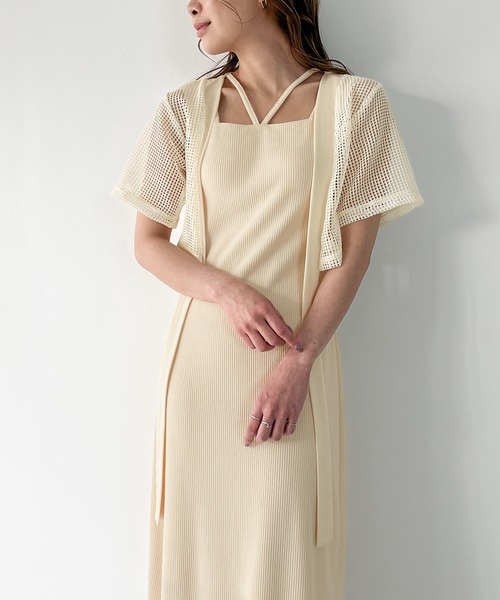 JUNOAH（ジュノア）の「【取り外し可能カップ付き】スクエアネック紐キャミワンピース+メッシュカーディガン（ワンピース・レディース・ブラック/グレイッシュベージュ/アイボリー・MEDIUM/LARGE/X-LARGE）」の16枚目の写真