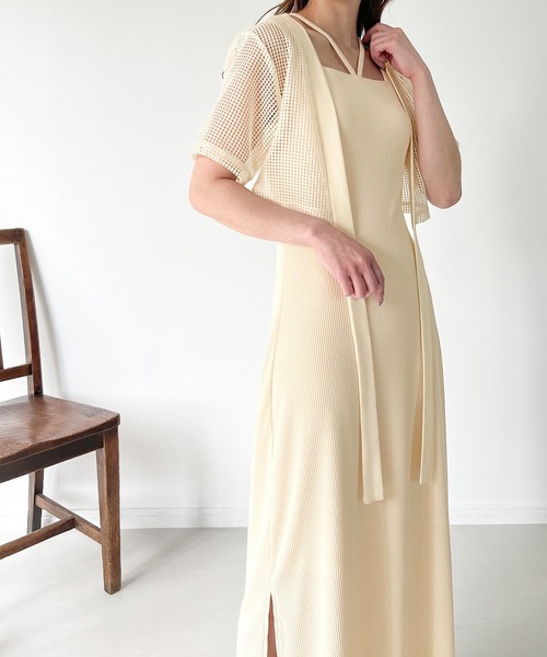 JUNOAH（ジュノア）の「【取り外し可能カップ付き】スクエアネック紐キャミワンピース+メッシュカーディガン（ワンピース・レディース・ブラック/グレイッシュベージュ/アイボリー・MEDIUM/LARGE/X-LARGE）」の9枚目の写真