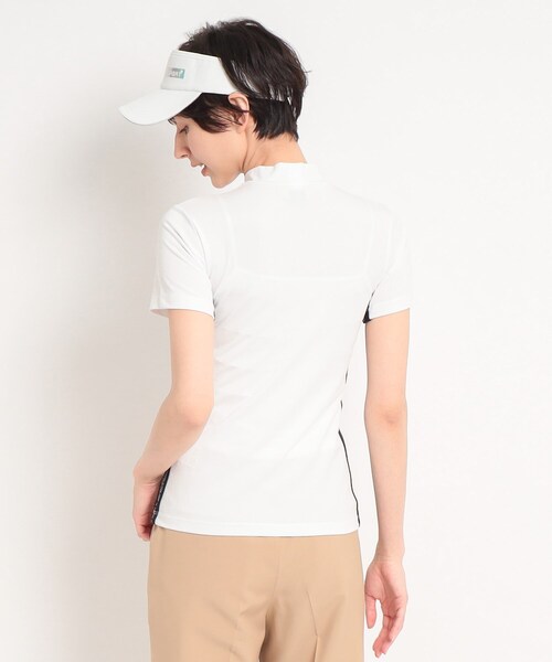adabat(アダバット)の「【UVカット/接触冷感】サイドテープデザイン 半袖モックネックプルオーバー(Tシャツ/カットソー・レディース・ホワイト/ダークネイビー/ナチュラル・36/38/40)」の21枚目の写真