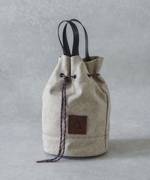 ASFVLT(アスファルト)の「ASFVLT (アスファルト) / 巾着2WAYバッグ DRAWSTRING SHOULDER BAG ドロストバッグ(ショルダーバッグ・レディース・ブラック/チャコールグレー/ベージュ・FREE)」の6枚目の写真