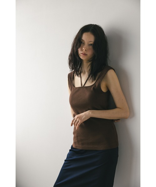 STYLEMIXER（スタイルミキサー）の「カップ付きストリングスクエアタンク（タンクトップ・レディース・ブラック/ブラウン/ベージュ・SMALL/MEDIUM）」の12枚目の写真