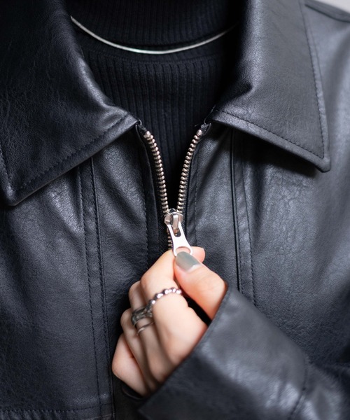 WEGO(ウィゴー)の「WEGO/ヴィンテージライクフェイクレザーBIGブルゾン(ライダースジャケット・レディース・ブラック/ダークブラウン・FREE)」の8枚目の写真