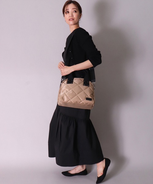 LIZDAYS（リズデイズ）の「(LF)【LIZDAYS】キルティング ナイロン ショルダーバッグ & トートバッグ（トートバッグ・レディース・ダークグレー/ブラック/ベージュ・ONE SIZE）」の17枚目の写真