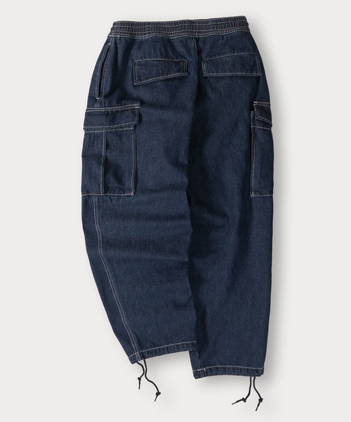 SlashDate（スラッシュデイト）の「【0】ワイドシルエットデニムイージーカーゴパンツ/ワイドテーパード/ケミカルウォッシュ（カーゴパンツ・メンズ・ケミカルウォッシュ/ブラック系その他/ワンウォッシュ/ライトインディゴブルー/ブラック・M/L/XL）」の4枚目の写真