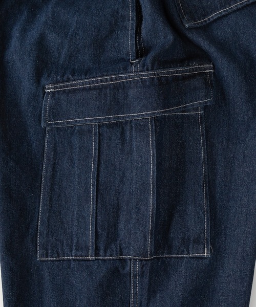 SlashDate（スラッシュデイト）の「【0】ワイドシルエットデニムイージーカーゴパンツ/ワイドテーパード/ケミカルウォッシュ（カーゴパンツ・メンズ・ケミカルウォッシュ/ブラック系その他/ワンウォッシュ/ライトインディゴブルー/ブラック・M/L/XL）」の19枚目の写真