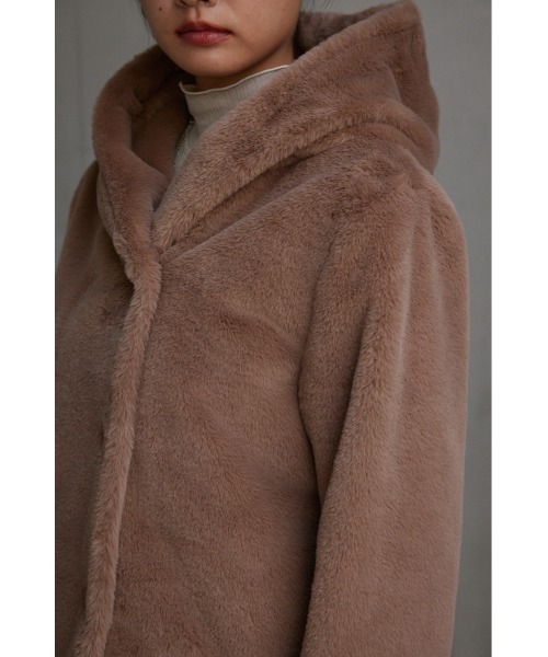 AZUL by moussy（アズールバイマウジー）の「B-HEATフラッフィーフェイクファーブルゾン（ブルゾン・レディース・ライトグレー/ライトブラウン/アイボリー/ブラック・SMALL/MEDIUM）」の15枚目の写真