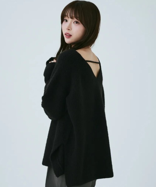 MIEL CRISHUNANT（ミエルクリシュナ）の「前後2WAYプルオーバーニット（ニット/セーター・レディース・ブラック/ピンク/ブルー・FREE）」の2枚目の写真