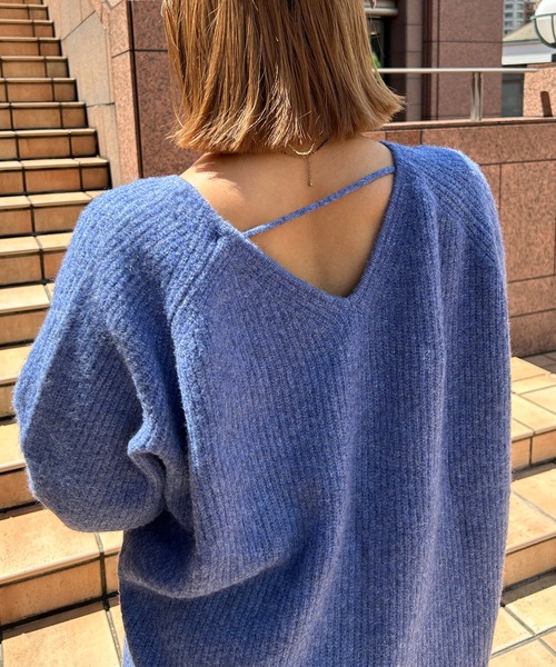 MIEL CRISHUNANT（ミエルクリシュナ）の「前後2WAYプルオーバーニット（ニット/セーター・レディース・ブラック/ピンク/ブルー・FREE）」の4枚目の写真