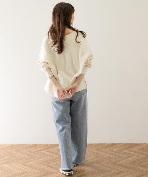 URBAN RESEARCH Sonny Label(アーバンリサーチサニーレーベル)の「深Vネックスウェットプルオーバー(スウェット・レディース・グレー系その他/ホワイト系その他/チャコールグレー・FREE)」の12枚目の写真