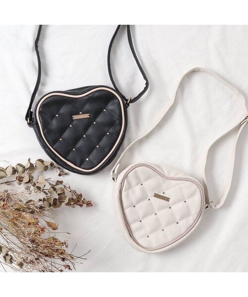 apres les cours（アプレレクール）の「キルトハートポシェット（ショルダーバッグ・キッズ・ブラック/アイボリー・FREE）」の3枚目の写真