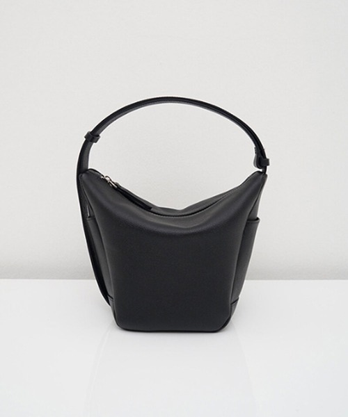 florist（フローリスト）の「【2WAY/3WAY】レザータッチベルトハンドルバッグ/ワンショルダーバッグ（ボストンバッグ・レディース・ライトブラウン/ブラック/オフホワイト・FREE）」の10枚目の写真