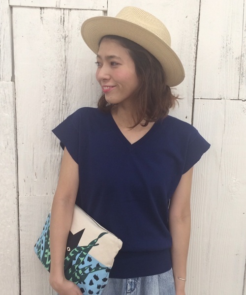 mystic（ミスティック）の「ワイドリブVネックプルオーバー（ニット/セーター・レディース・オフホワイト/レッド/グレー/ネイビー/カーキ・ﾌﾘ-）」の5枚目の写真