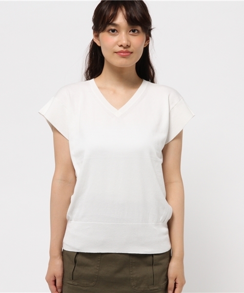 mystic（ミスティック）の「ワイドリブVネックプルオーバー（ニット/セーター・レディース・オフホワイト/レッド/グレー/ネイビー/カーキ・ﾌﾘ-）」の8枚目の写真