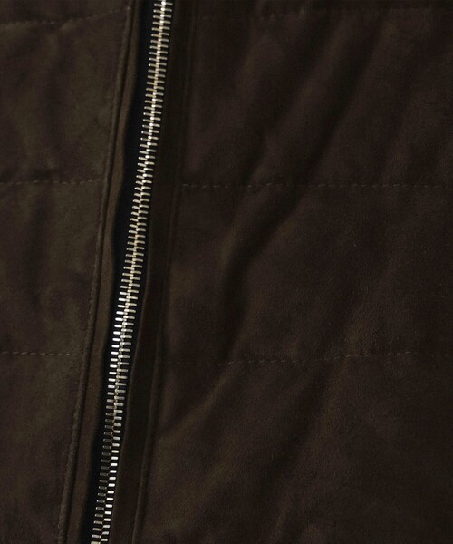 EMMETI（エンメティ）の「EMMETI / スエード ダウンベスト（ベスト・メンズ・ダークブラウン/ネイビー・44/46/48/50/54/52）」の14枚目の写真