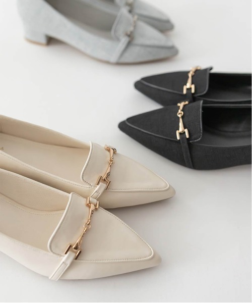 RANDA（ランダ）の「ポインテッドトゥビットローファー（その他シューズ・レディース・ブラック/アイボリー/ブルー・S/M/L/LL）」の5枚目の写真