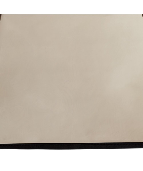 Wpc.（ダブリュピーシー）の「［ビニール傘］UNISEX PLASTIC 12K UMBRELLA 雨傘 長傘 Wpc.（長傘・メンズ・ネイビー/ベージュ/ブラウン/オフホワイト/グレー・FREE）」の13枚目の写真