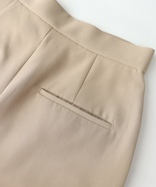 RASW（ラス）の「[RASW]センタープレスリラックスパンツ（その他パンツ・レディース・ベージュ/ブラック・L/M/S）」の5枚目の写真