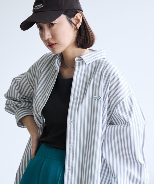 PENNEYS(ぺニーズ)の「PENNEYS(ぺニーズ)別注ロンドンストライプシャツ(シャツ/ブラウス・レディース・ライトグレー/オレンジ/ロイヤルブルー・FREE)」の2枚目の写真