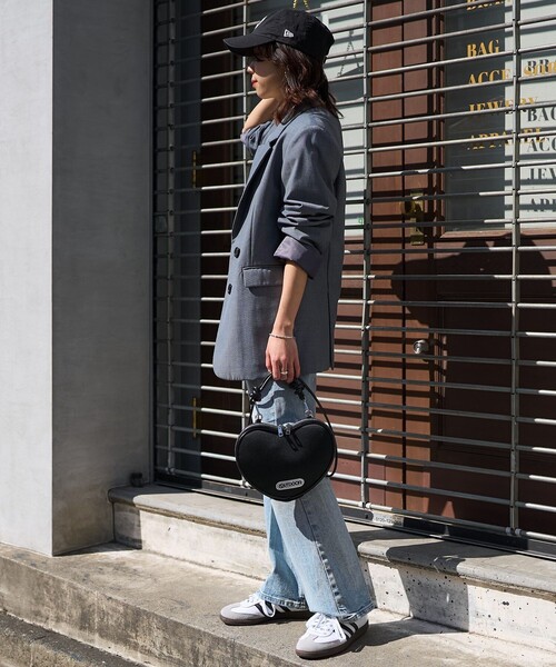 PUBLUX（パブリュクス）の「OUTDOOR PRODUCTS × PUBLUX/アウトドアプロダクツ 別注ダンボールハートバッグ　限定展開（ショルダーバッグ・レディース・オフホワイト/ブラック・ONE SIZE）」の11枚目の写真