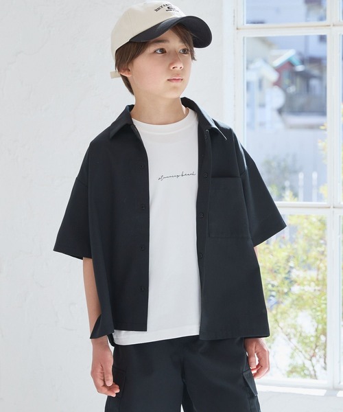 GLOBAL WORK(グローバルワーク)の「エアかるシャツ半袖/986191(シャツ/ブラウス・キッズ・ブラック/チャコール・120cm/130cm/140cm/150cm/160cm/170cm)」の3枚目の写真