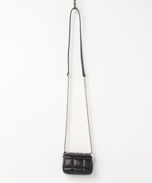 DSQUARED2(ディースクエアード)の「D2 STATEMENT SOFT MINI BAG /0241(ショルダーバッグ・レディース・ブラック/ベージュ・FREE)」の3枚目の写真