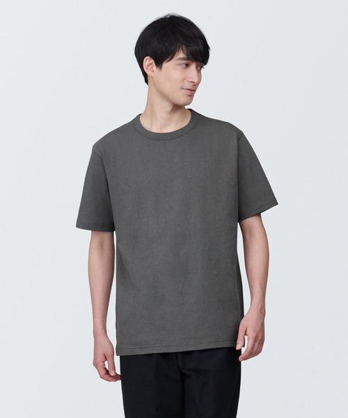無印良品（ムジルシリョウヒン）の「紳士　洗いざらし太番手クルーネック半袖Ｔシャツ（Tシャツ/カットソー・メンズ・ダークグレー/レッド/ホワイト/ネイビー系/ブルー/グレー/ブラック・L/M/S/XS/XL）」の4枚目の写真