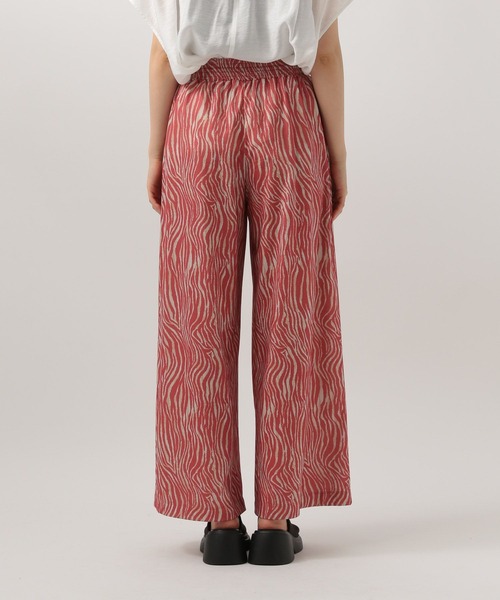 BAYFLOW(ベイフロー)の「アソートガラリラックスパンツ(その他パンツ・レディース・ネイビー/レッド/グリーン/モカ・SMALL/MEDIUM)」の13枚目の写真