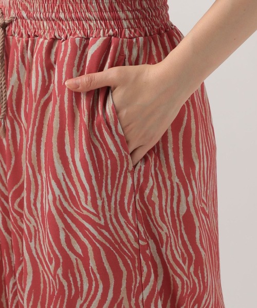 BAYFLOW(ベイフロー)の「アソートガラリラックスパンツ(その他パンツ・レディース・ネイビー/レッド/グリーン/モカ・SMALL/MEDIUM)」の16枚目の写真