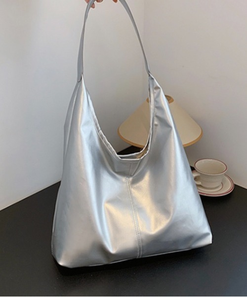 LADY LIKE(レディライク)の「メタリックワンハンドルショルダーバッグ(ショルダーバッグ・レディース・ブラック/シルバー・F)」の20枚目の写真