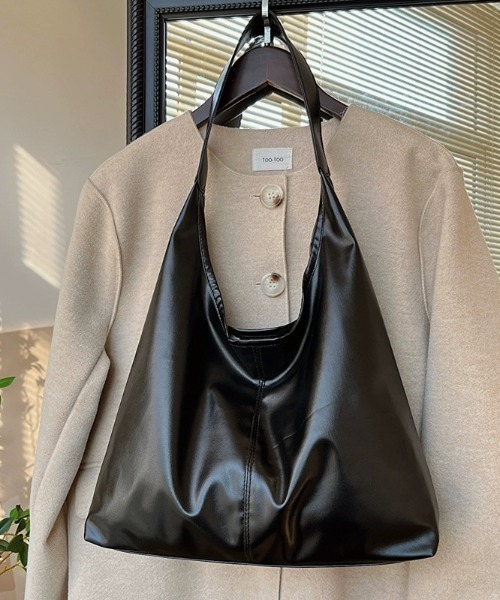 LADY LIKE(レディライク)の「メタリックワンハンドルショルダーバッグ(ショルダーバッグ・レディース・ブラック/シルバー・F)」の21枚目の写真