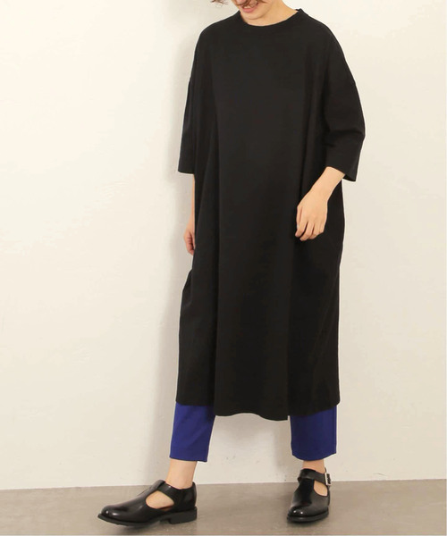 JOURNAL STANDARD LUXE(ジャーナルスタンダード ラックス)の「《追加2》クラシックテンジク スタンダードクルーネックワンピース(ワンピース・レディース・ブラック/ピンク系その他・SMALL/MEDIUM)」の4枚目の写真