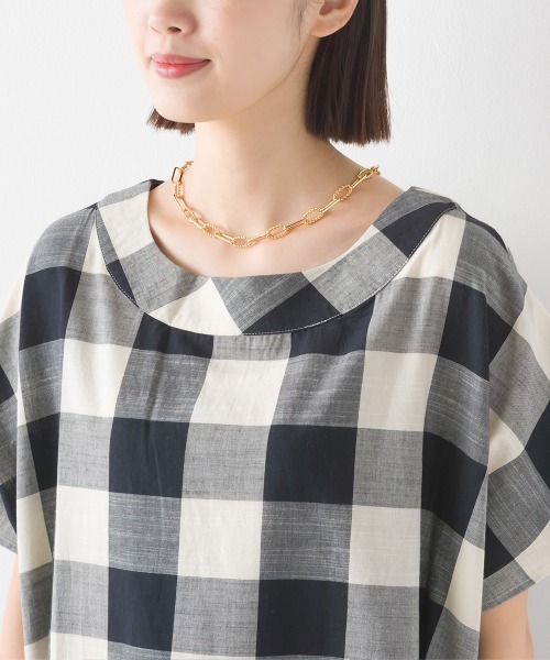 OMNES（オムネス）の「コットンスラブチェック柄ワンピース（ワンピース・レディース・ブラック/ブルー/ブラウン・FREE）」の4枚目の写真