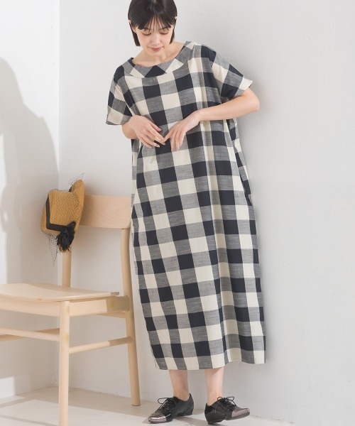 OMNES（オムネス）の「コットンスラブチェック柄ワンピース（ワンピース・レディース・ブラック/ブルー/ブラウン・FREE）」の10枚目の写真