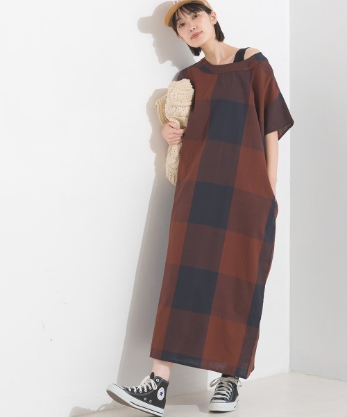 OMNES（オムネス）の「コットンスラブチェック柄ワンピース（ワンピース・レディース・ブラック/ブルー/ブラウン・FREE）」の18枚目の写真
