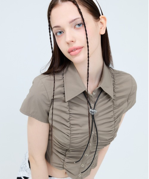 LUVISTRUE（ラヴイズトゥルー）の「HEART LEATHER NECKLACE（ネックレス・レディース・ブラック・FREE）」の5枚目の写真