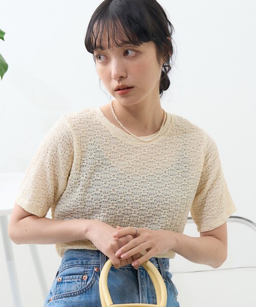 FREAK'S STORE（フリークスストア）の「フラワーストレッチ Tシャツ（Tシャツ/カットソー・レディース・ブラック/オフホワイト/チャコールグレー/ナチュラル・ﾌﾘ-）」の2枚目の写真