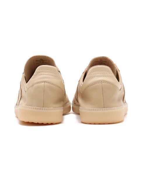 adidas（アディダス）の「adidas SAMBA DECON / アディダス サンバ デコン（スニーカー・メンズ・ベージュ・23.0cm/23.5cm/24.0cm/24.5cm/25.0cm/26.0cm/26.5cm/27.0cm/27.5cm/28.0cm/28.5cm）」の3枚目の写真