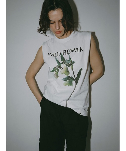 OHGAオオガ　Flower フラワープリントTシャツ OHGA フラワープリントTシャツ レディース