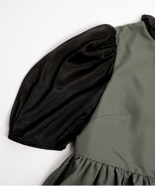 SUGAR BISKET(シュガービスケット)の「シアースリーブペプラムトップス(シャツ/ブラウス・レディース・カーキ/ブラック/ベージュ・フリー)」の16枚目の写真