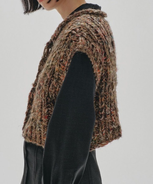 TODAYFUL（トゥデイフル）の「【TODAYFUL/トゥデイフル】Mix Handknit Vest/ミックスハンドニットベスト（ベスト・レディース・ブラウン/グレイッシュベージュ・FREE）」の2枚目の写真