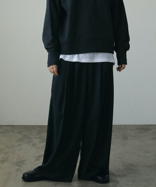 anuke(アンヌーク)の「3tuck Wide Pants(スラックス)」 - WEAR anuke(アンヌーク)の「3tuck Wide Pants(スラックス)」 - WEAR