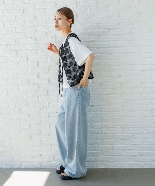 LAKOLE(ラコレ)の「シンプルロゴT / 136058(Tシャツ/カットソー・レディース・ベージュ/オフホワイト/チャコール・MEDIUM/SMALL)」の13枚目の写真