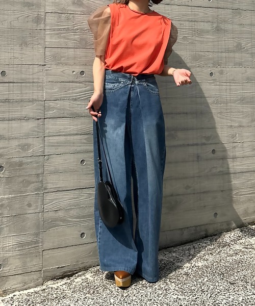 mi via loca(ミヴィアロカ)の「配色チュールボリュームスリーブ タックデザイントップス(Tシャツ/カットソー・レディース・オフホワイト/オレンジ/スミクロ/ブラウン・FREE)」の19枚目の写真